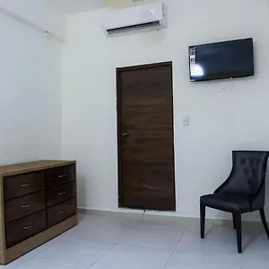Malecon Cozy - Premium 21 Pensión Santo Domingo