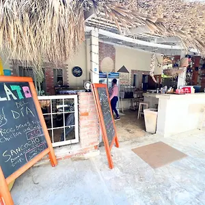 Atlantic Suites - Great Location - Beach, Restaurants And Bars Hotel